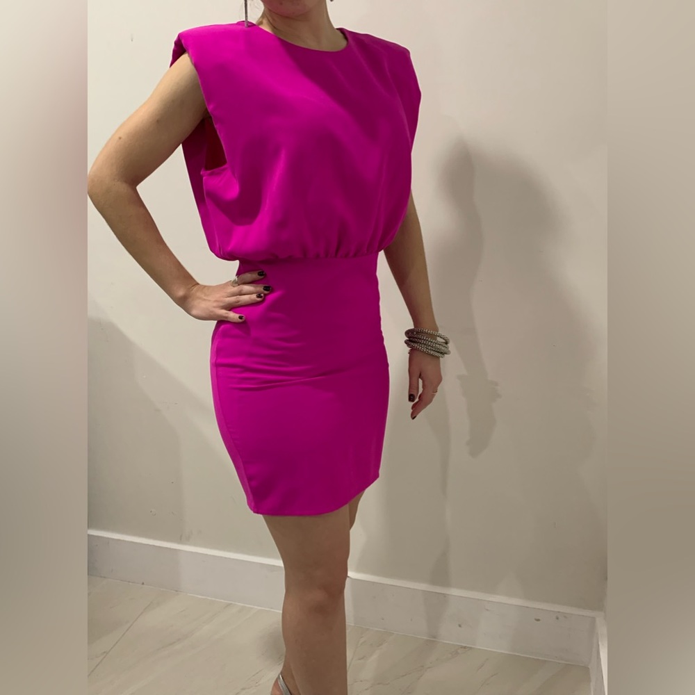 Small fucsia dress